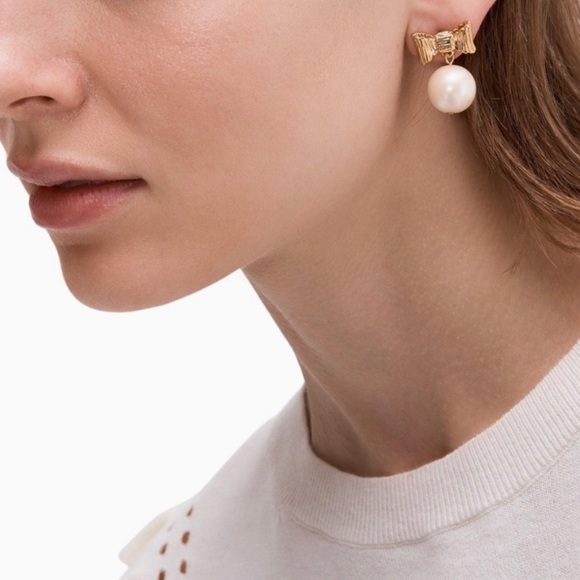 NWT Kate Spade New York All Wrapped Up in Pearls Drop Earrings - Picture 4 of 7